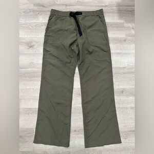 M42 NWOT Hugo Boss Mens Gevert 243 Belted Nylon Pants Size XL Olive Green